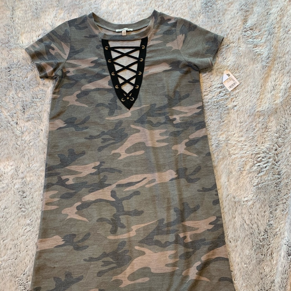 Camo lace up t shirt dress